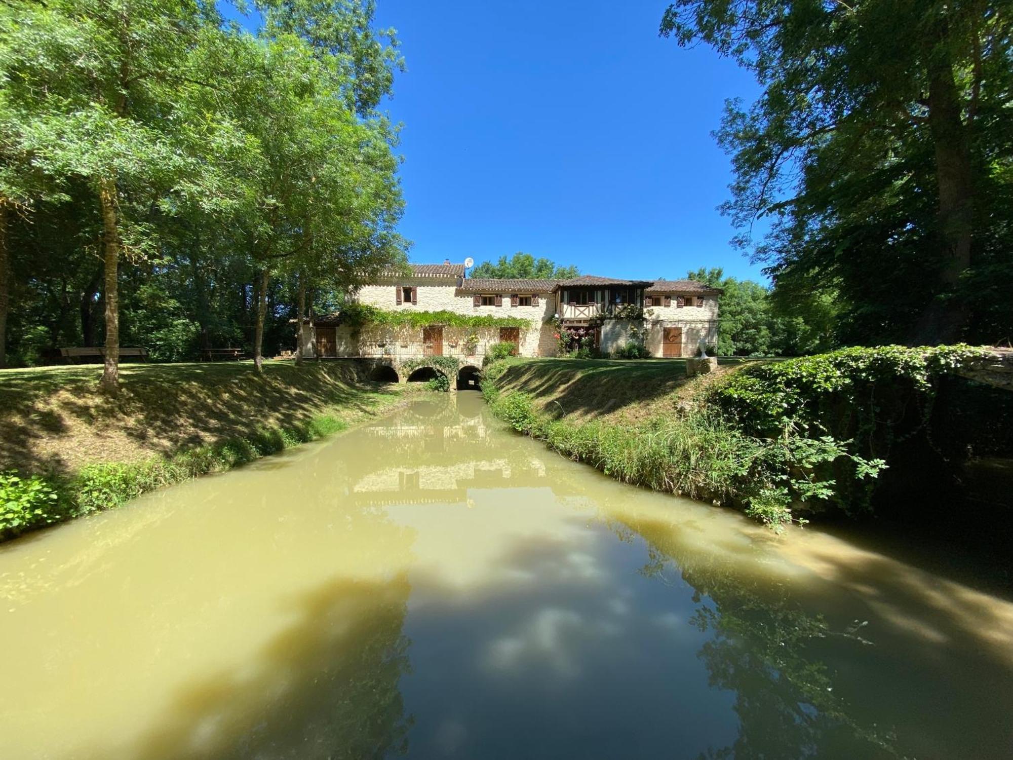Gite Le Moulin Samsara Homps  Zewnętrze zdjęcie