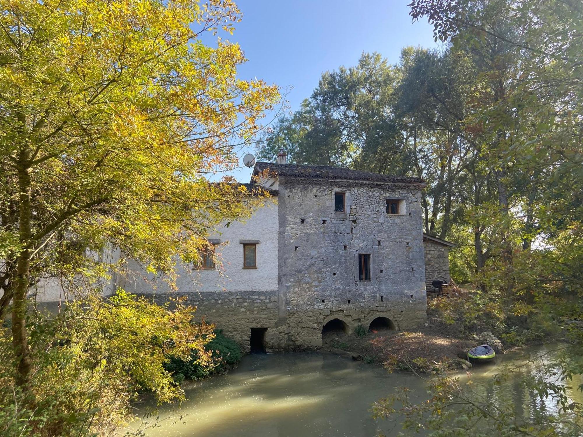 Gite Le Moulin Samsara Homps  Zewnętrze zdjęcie